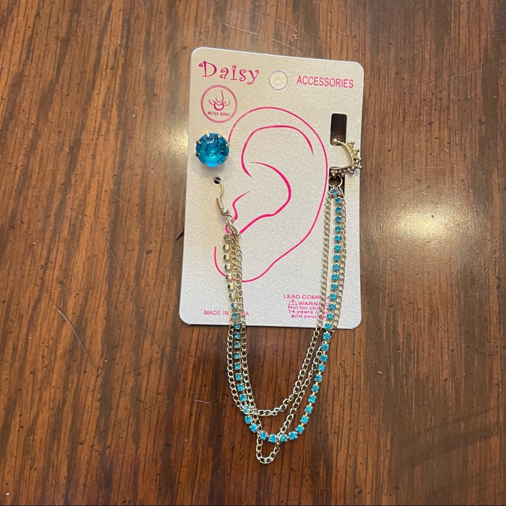 ‼️SOLD‼️Earring and Nose Ring Set